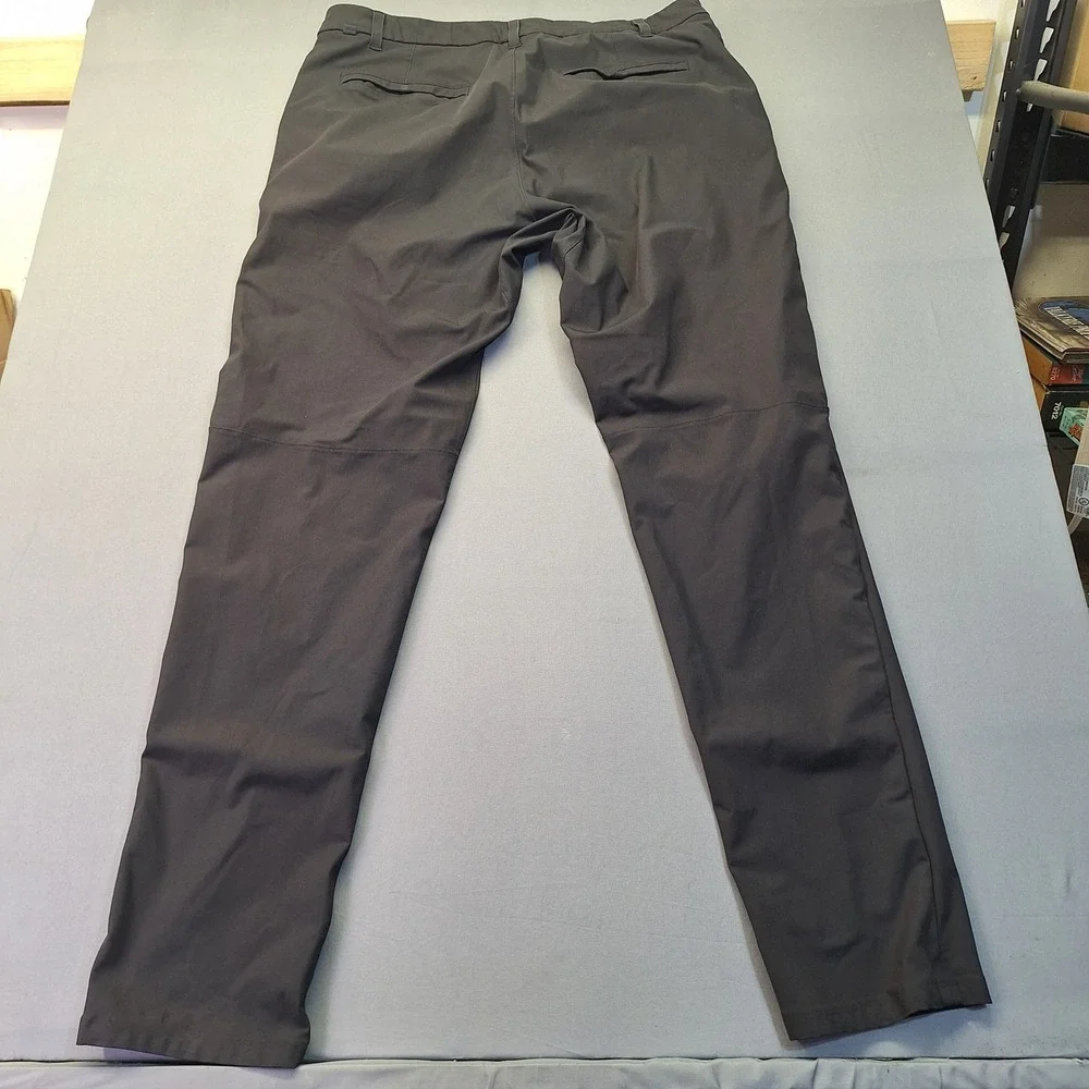 Lululemon Commission Pant Classic Warpstreme Black Chino 38 LM5AFET